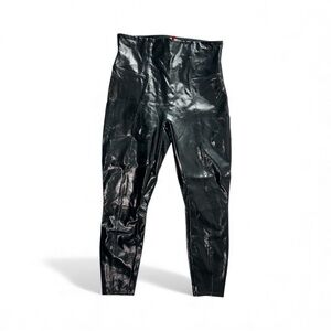 Woman’s spanx black leather skintight pants! Size L